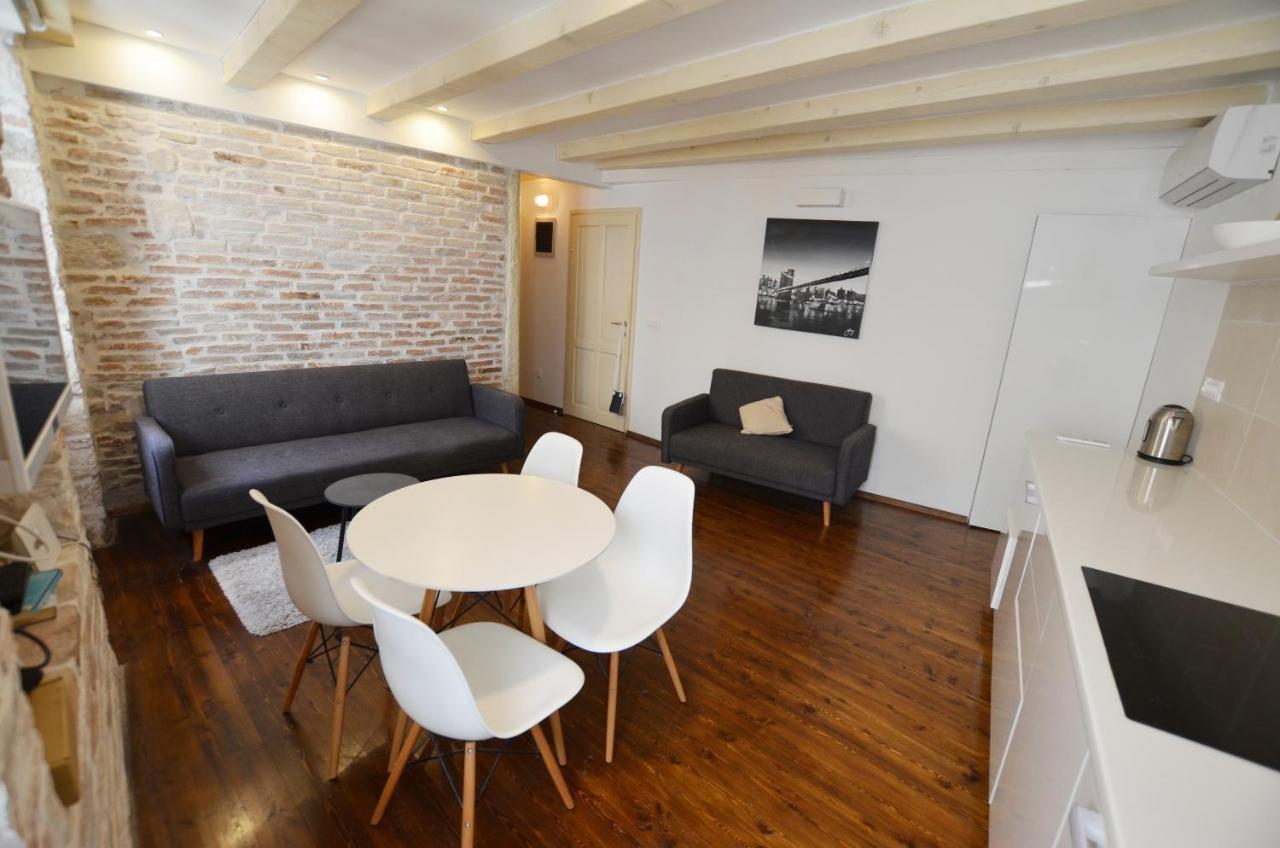 Grisia Apartments روفينج المظهر الخارجي الصورة