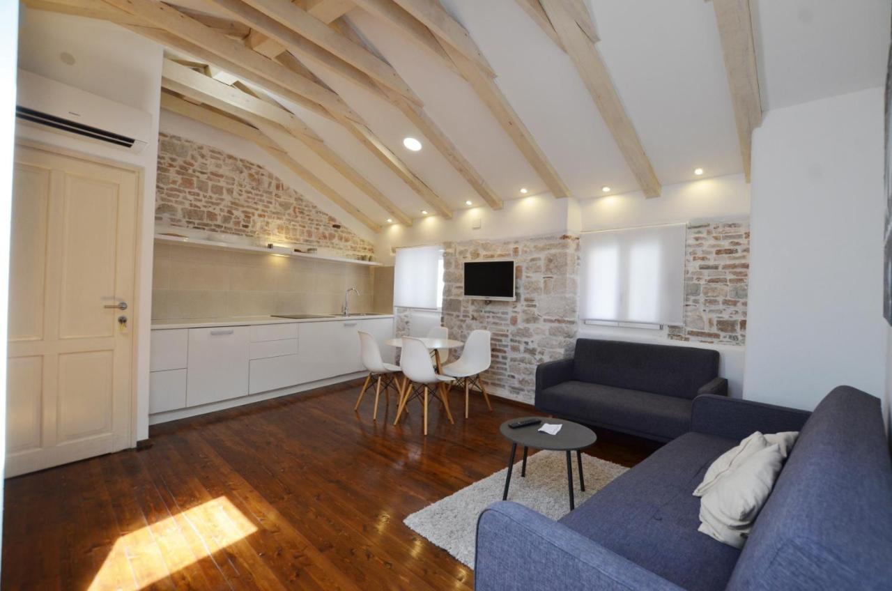 Grisia Apartments روفينج المظهر الخارجي الصورة